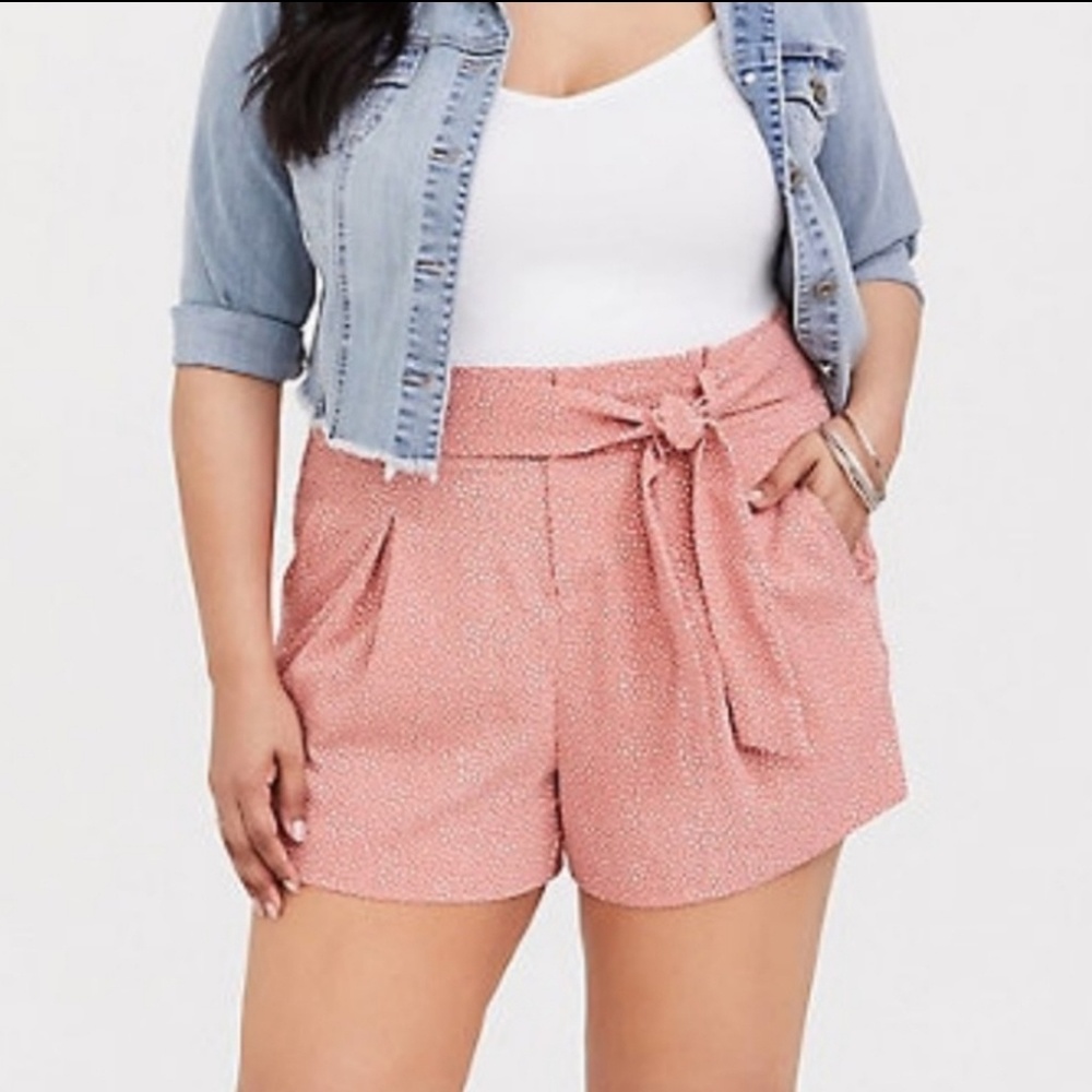 Torrid Shorts Size 14